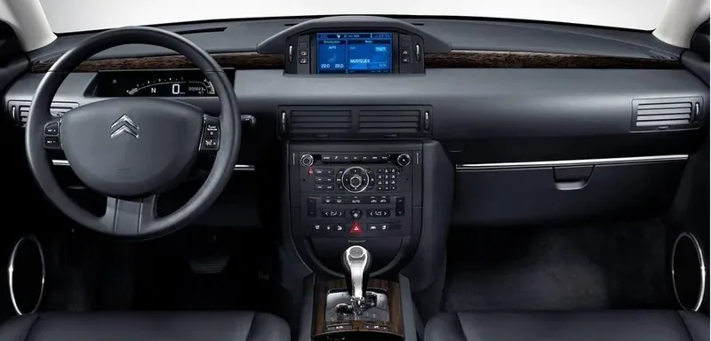 Citroen C6