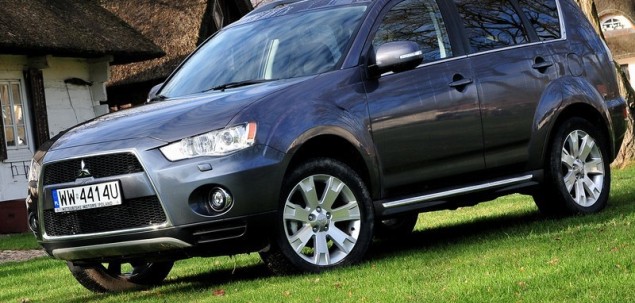 Mitsubishi Outlander po liftingu