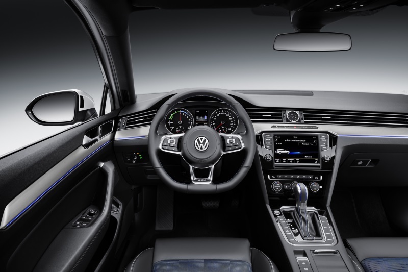 Volkswagen Passat GTE. Ceny