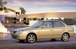 Zaskakujący ranking. Kierowcy tych aut zdradzają najczęściej!