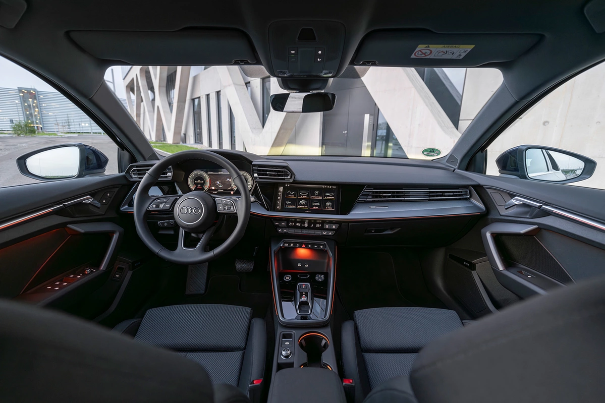 Audi A3 IV FL 40TFSI 204 KM