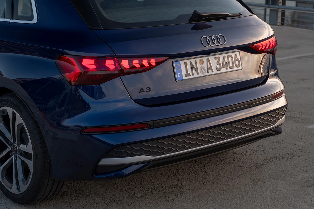Audi A3 IV FL 40TFSI 204 KM
