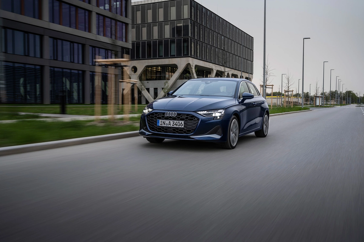 Audi A3 IV FL 40TFSI 204 KM