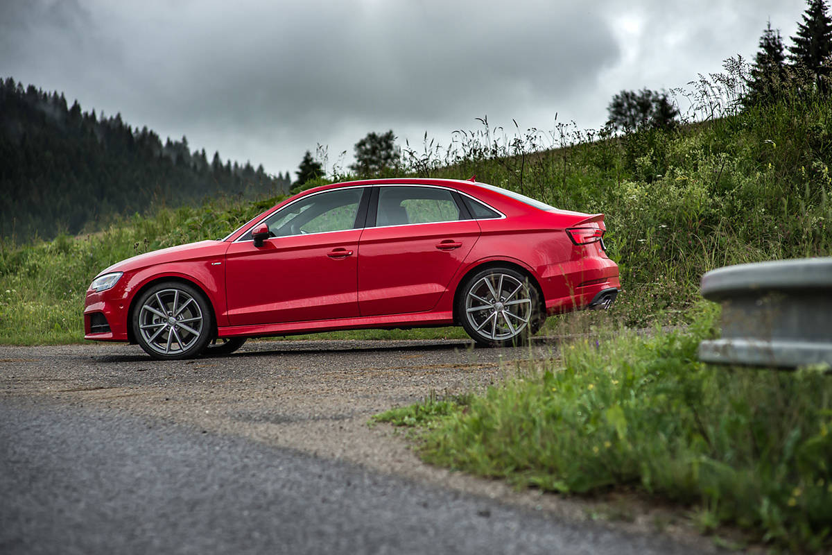 Audi A3 III FL 40TFSI 190 KM