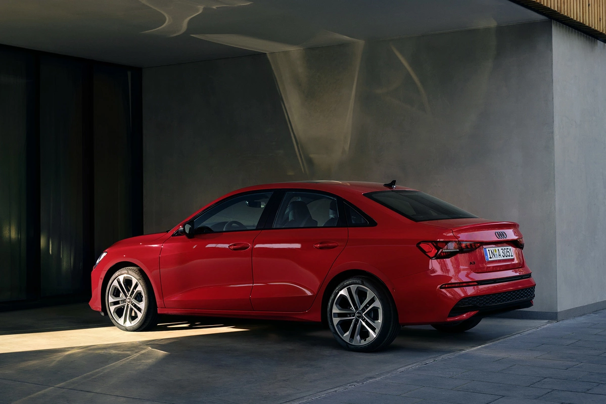 Audi A3 IV FL 40TFSI 204 KM