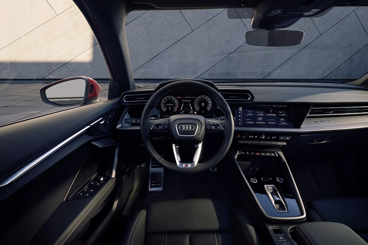 Audi A3 IV FL 40TFSI 204 KM