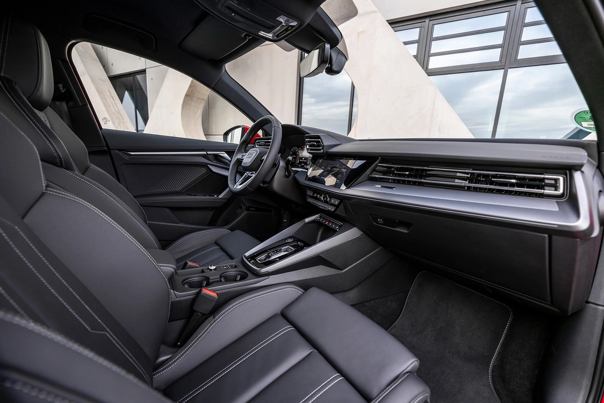 Audi A3 IV FL 40TFSI 204 KM