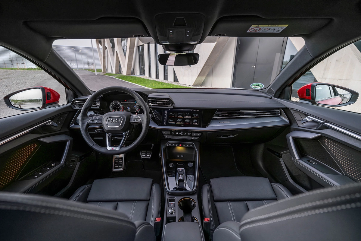 Audi A3 IV FL 40TFSI 204 KM