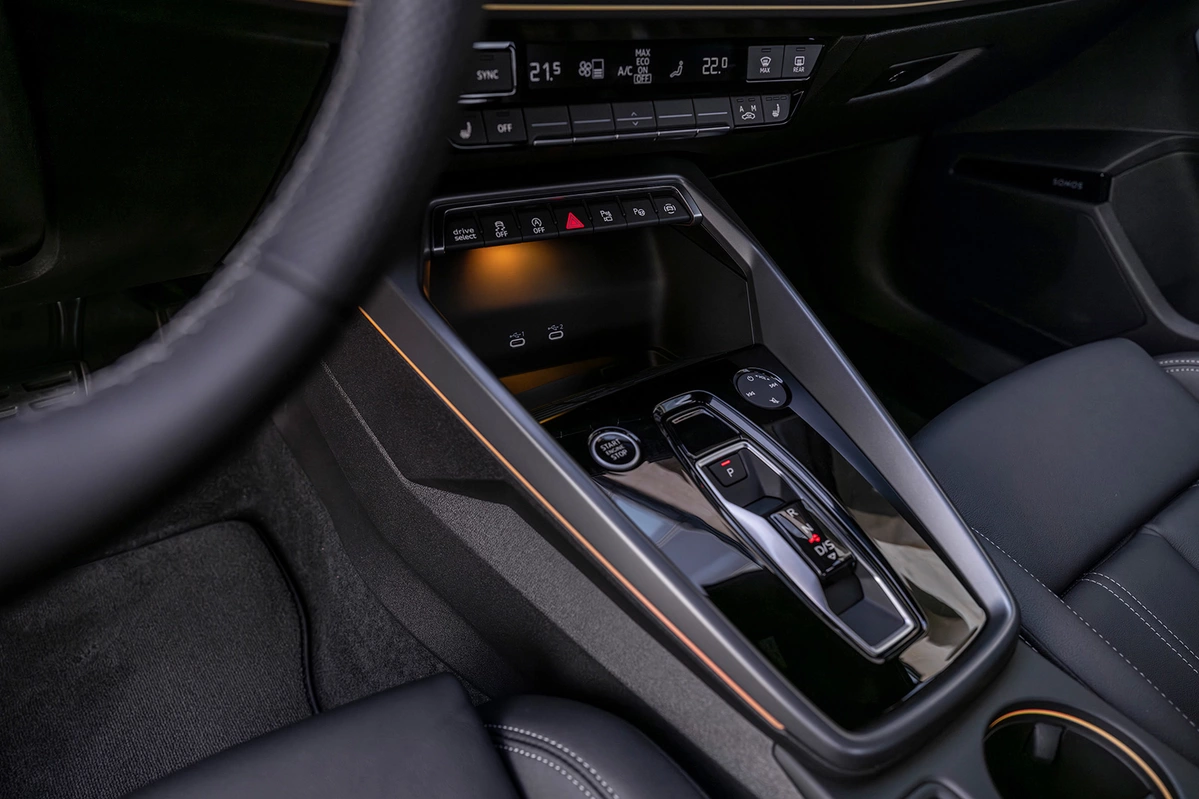 Audi A3 IV FL 40TFSI 204 KM