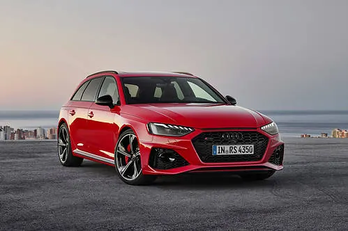 Audi RS4 450 KM 2020
