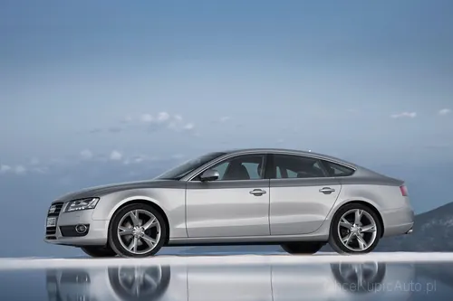 Audi A5 3.2 FSI 265 KM 2009
