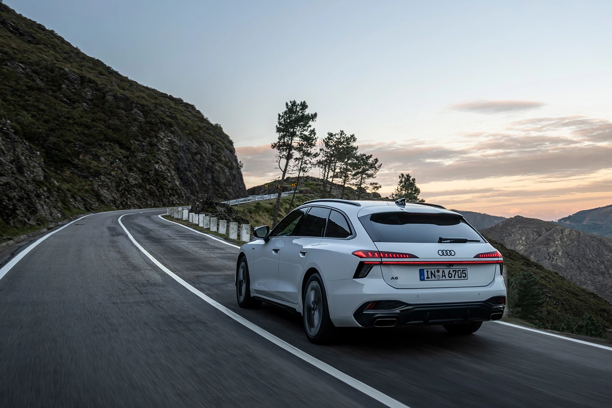 Audi A6 C9 40TFSI 204 KM