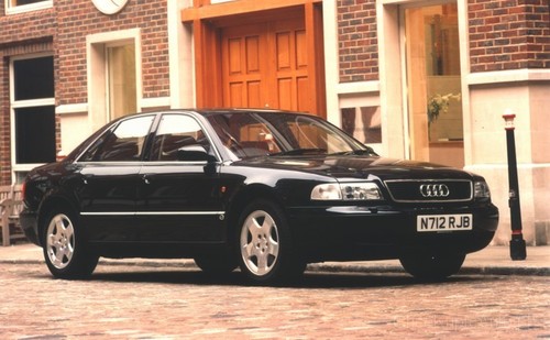 Audi A8 2.5 TDI 180 KM 2002