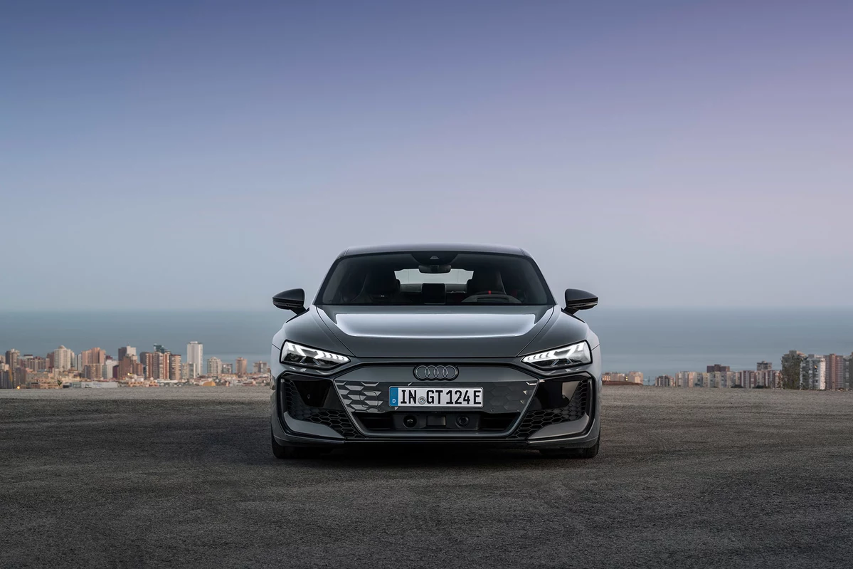 Audi E-Tron GT FL S 591 KM