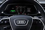 Audi E-Tron 55 408 KM — zdjęcie 4