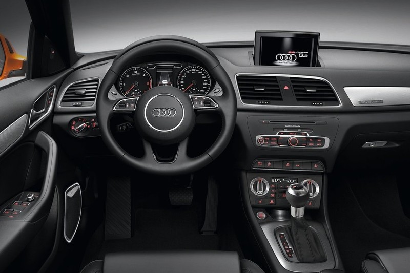 Audi Q3 I 2.0 TFSI 211 KM