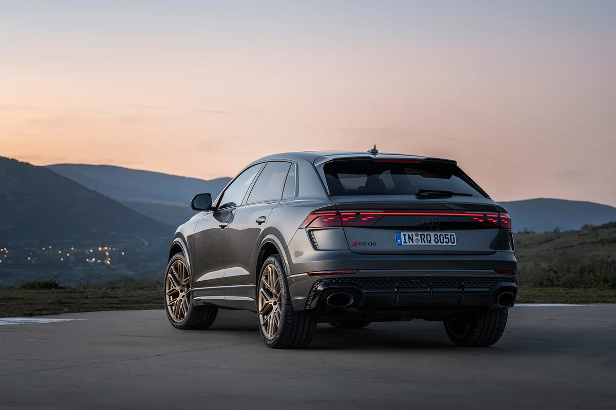 Audi RSQ8 4.0 TFSI 600 KM