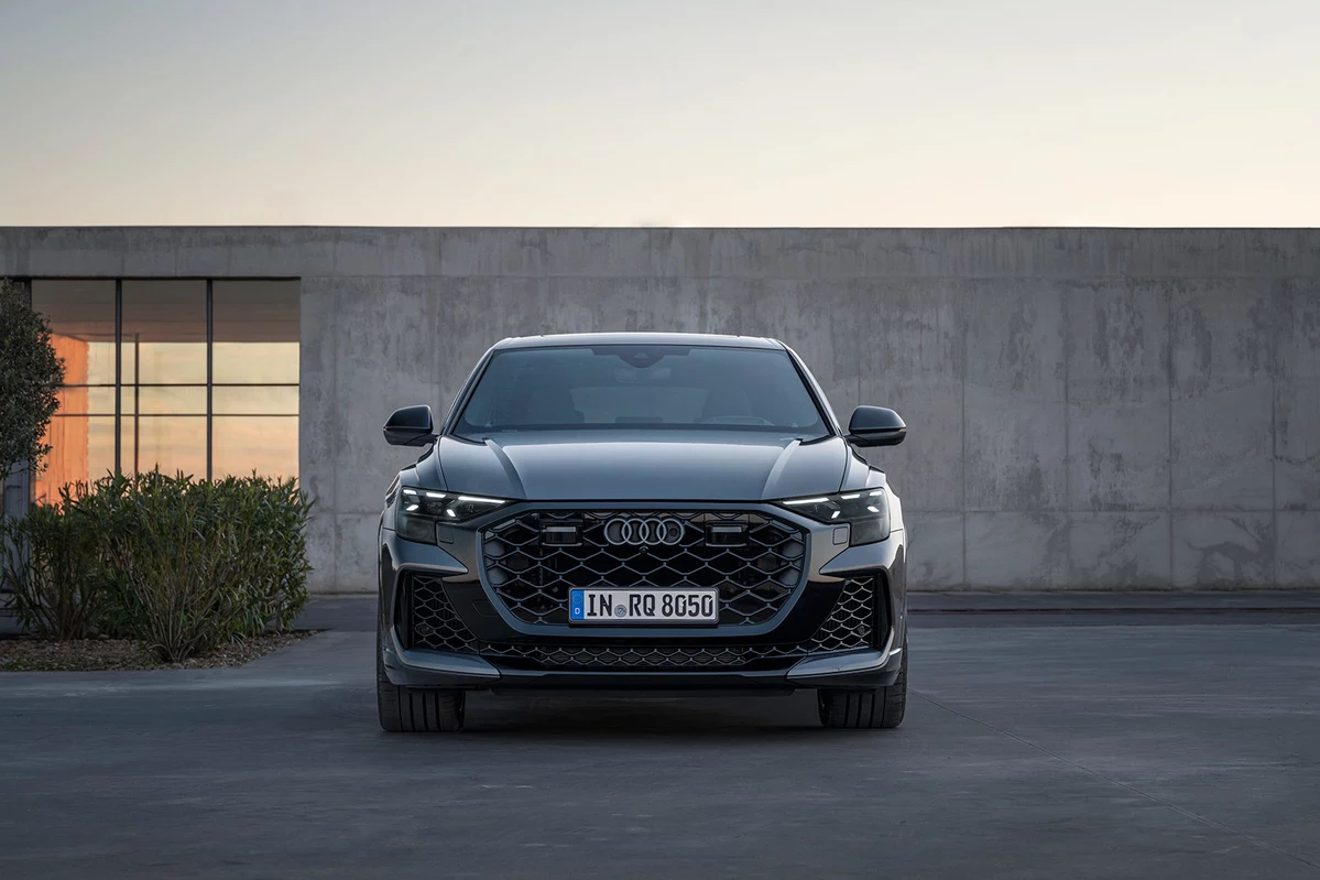 Audi RSQ8 4.0 TFSI 600 KM