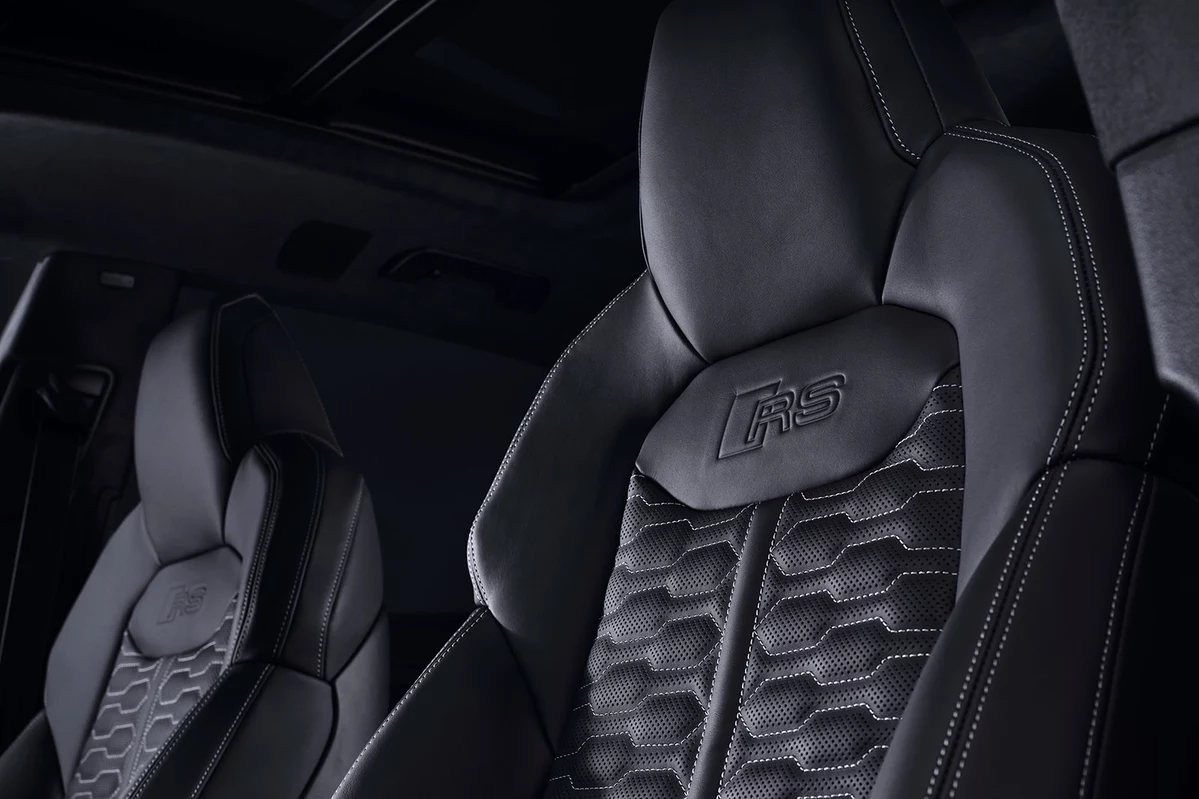 Audi RSQ8 4.0 TFSI 600 KM