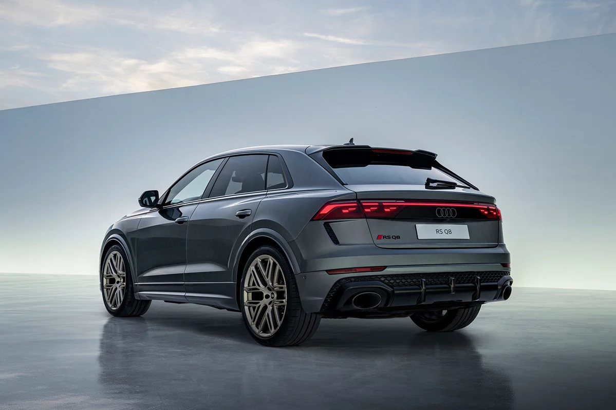 Audi RSQ8 4.0 TFSI 600 KM