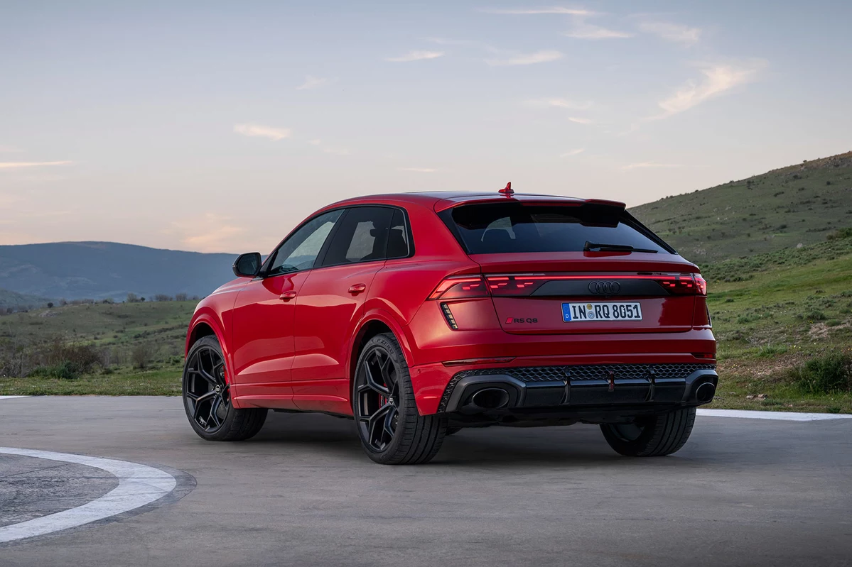 Audi RSQ8 4.0 TFSI 600 KM