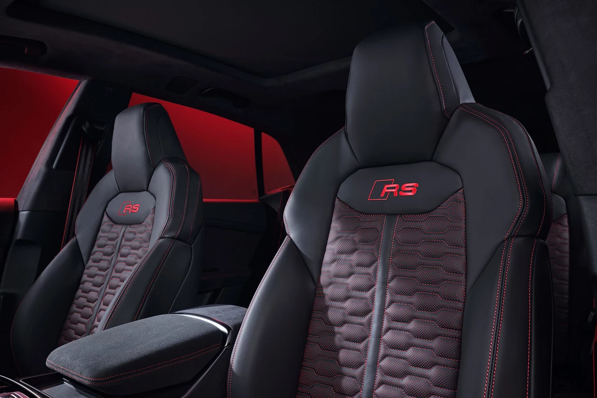 Audi RSQ8 4.0 TFSI 600 KM