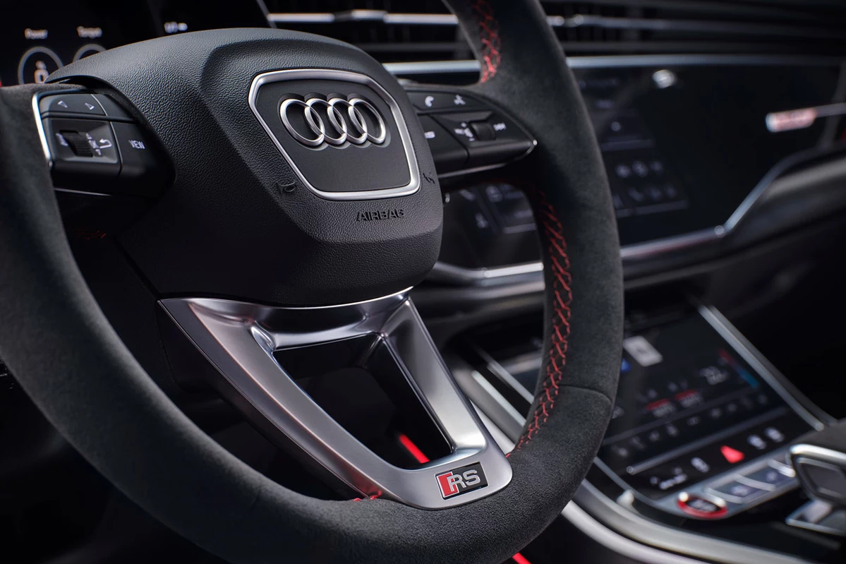 Audi RSQ8 4.0 TFSI 600 KM