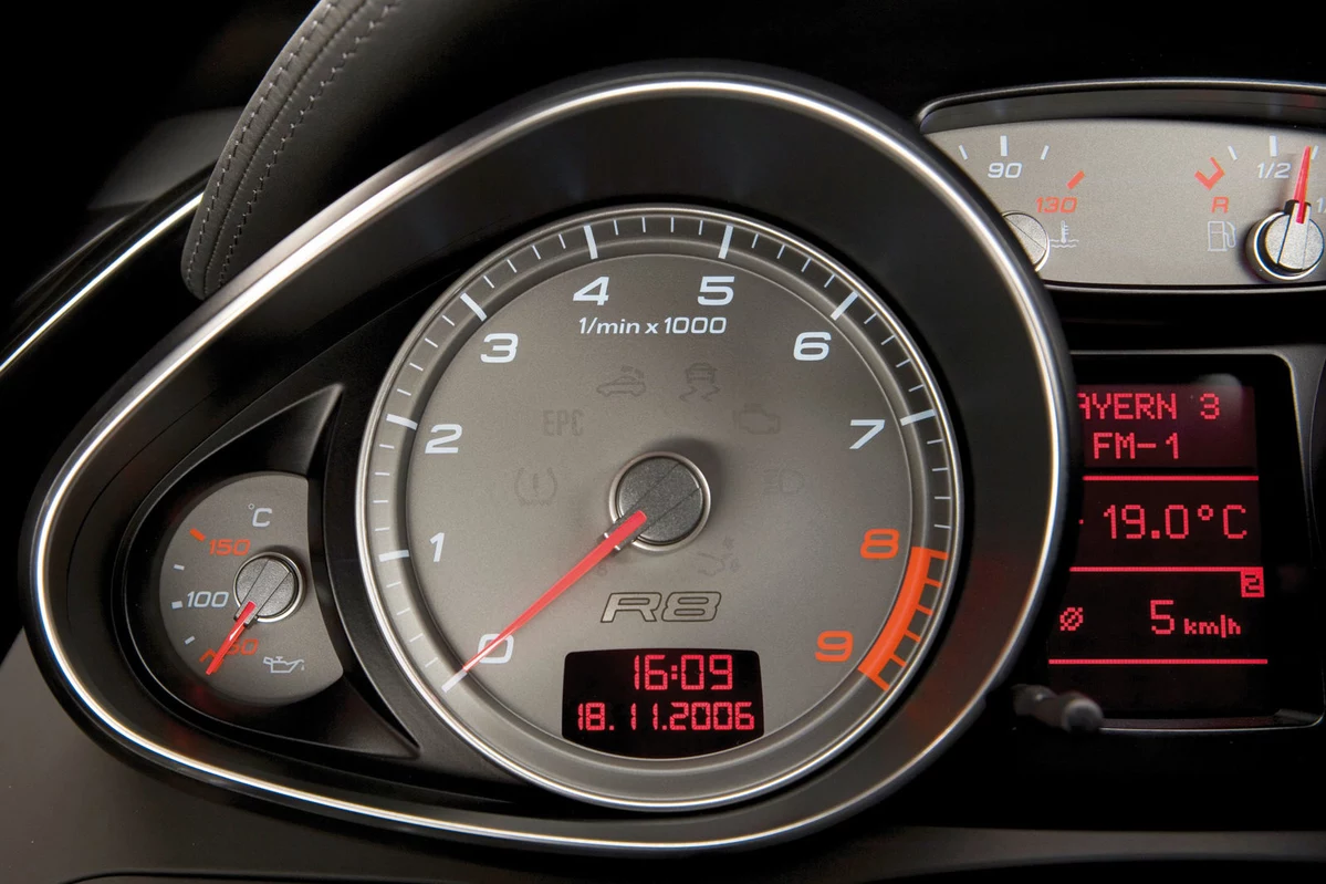 Audi R8 5.2 FSI 525 KM