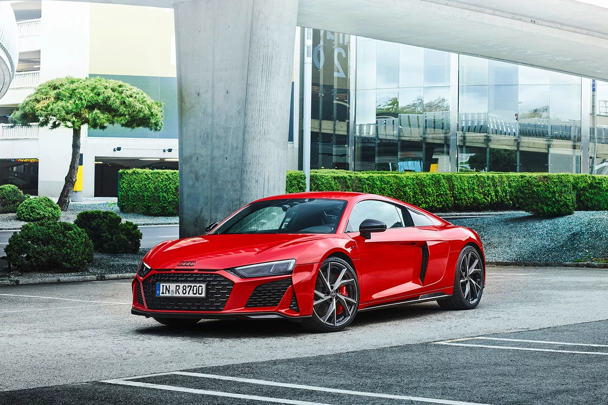 Audi R8 II FL 5.2 FSI 570 KM