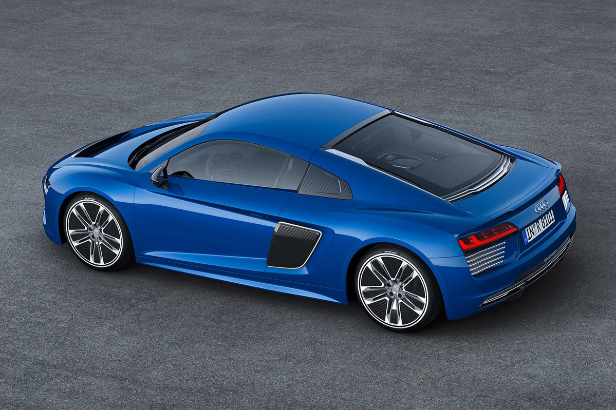 Audi R8 e-Tron 92 kWh 462 KM