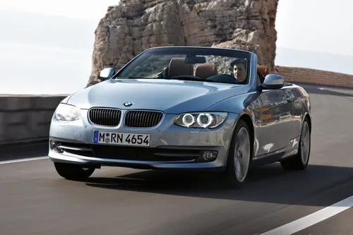 BMW 320i 170 KM 2007