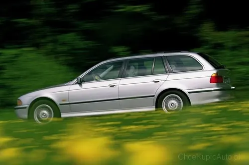 BMW 520i 170 KM 2003