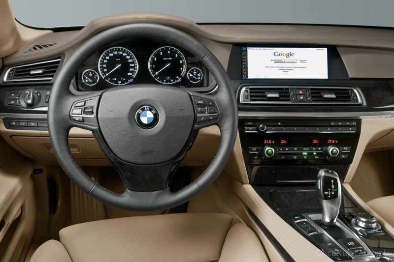 BMW 740d F01 306 KM