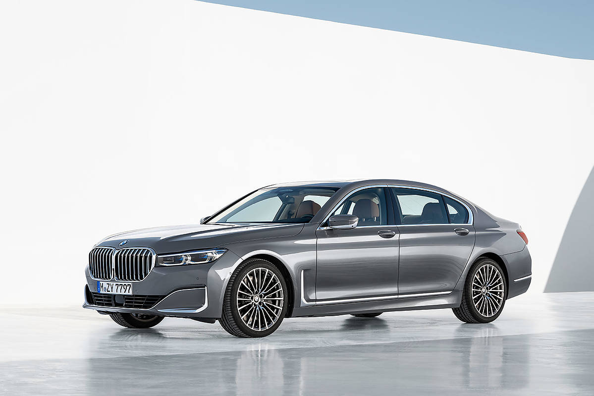 BMW 750i G11 FL 530 KM