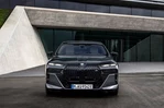 BMW 750e G70 489 KM