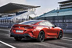 BMW M850i G15 530 KM