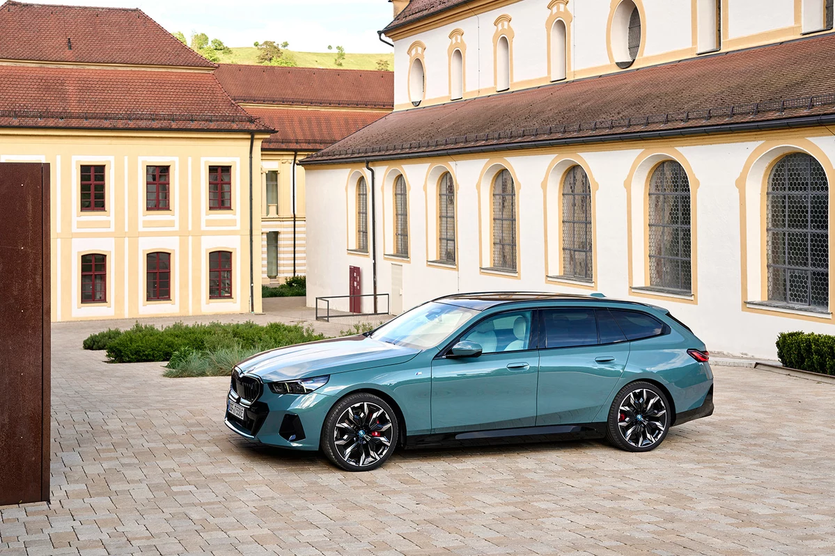 BMW i5 G61 eDrive40 340 KM