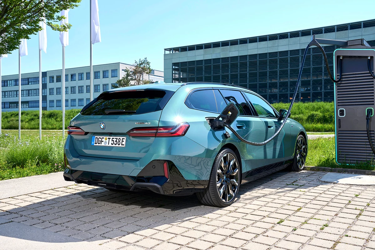 BMW i5 G61 eDrive40 340 KM