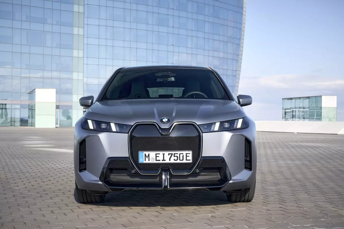 BMW iX I20 FL xDrive45 408 KM