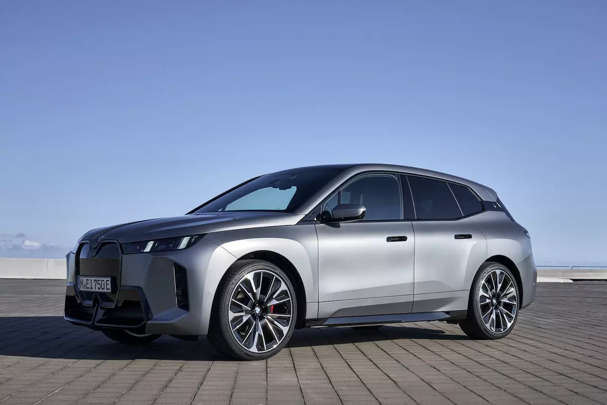 BMW iX I20 FL xDrive45 408 KM