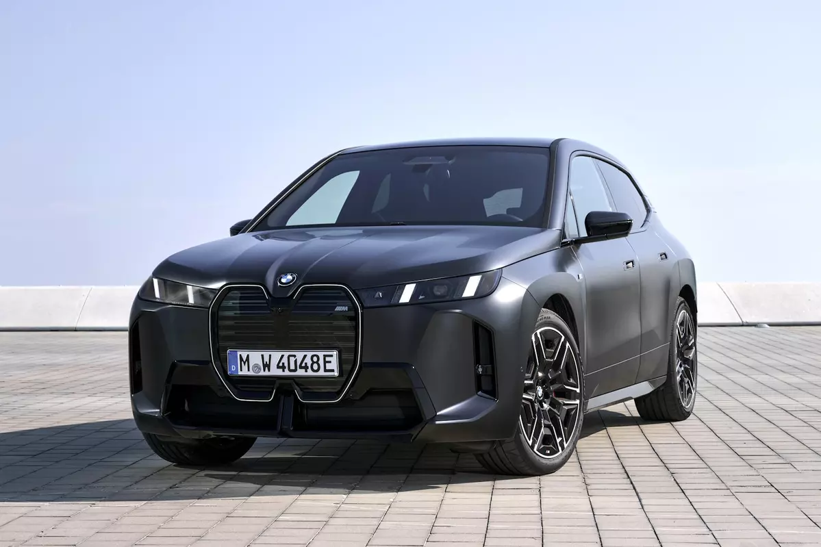 BMW iX I20 FL xDrive45 408 KM
