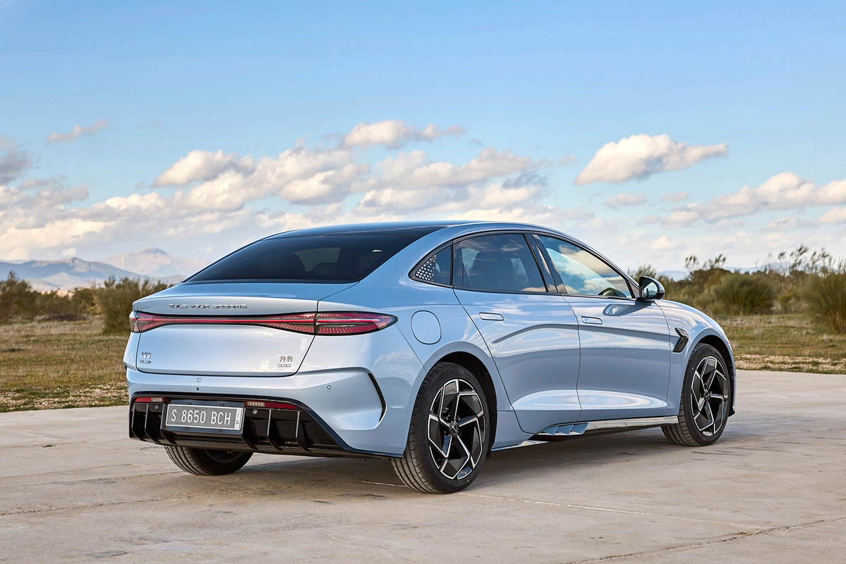 BYD Seal 82 kWh 313 KM