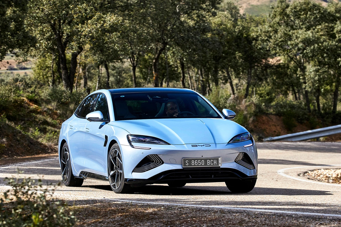 BYD Seal 82 kWh 313 KM