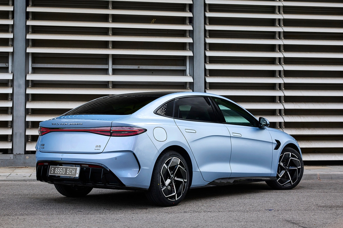 BYD Seal 82 kWh 313 KM