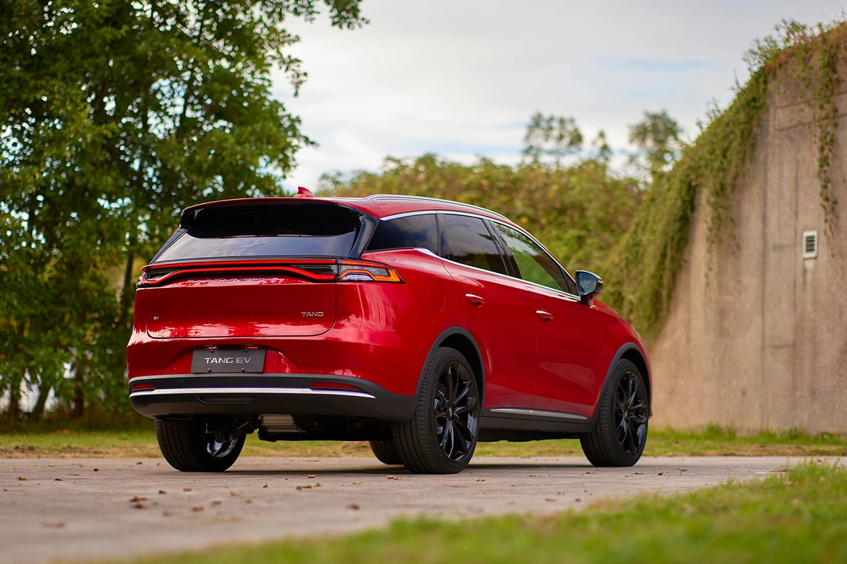 BYD Tang 109 kWh 517 KM