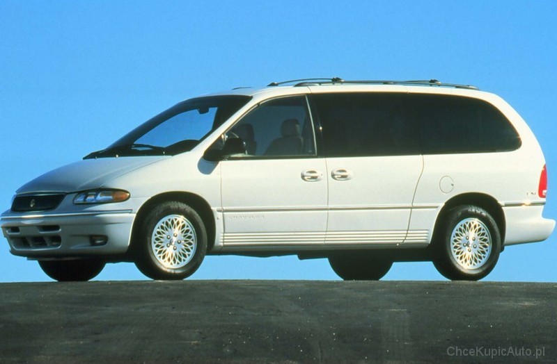 Chrysler Town and Country III