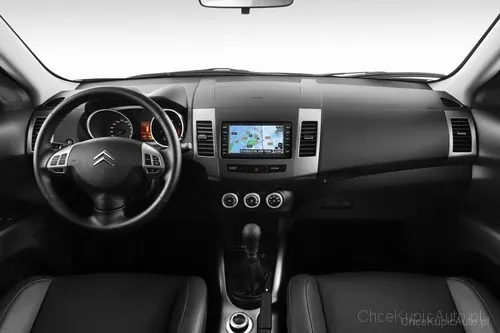 Citroen C-Crosser 2.4i 170 KM 2007