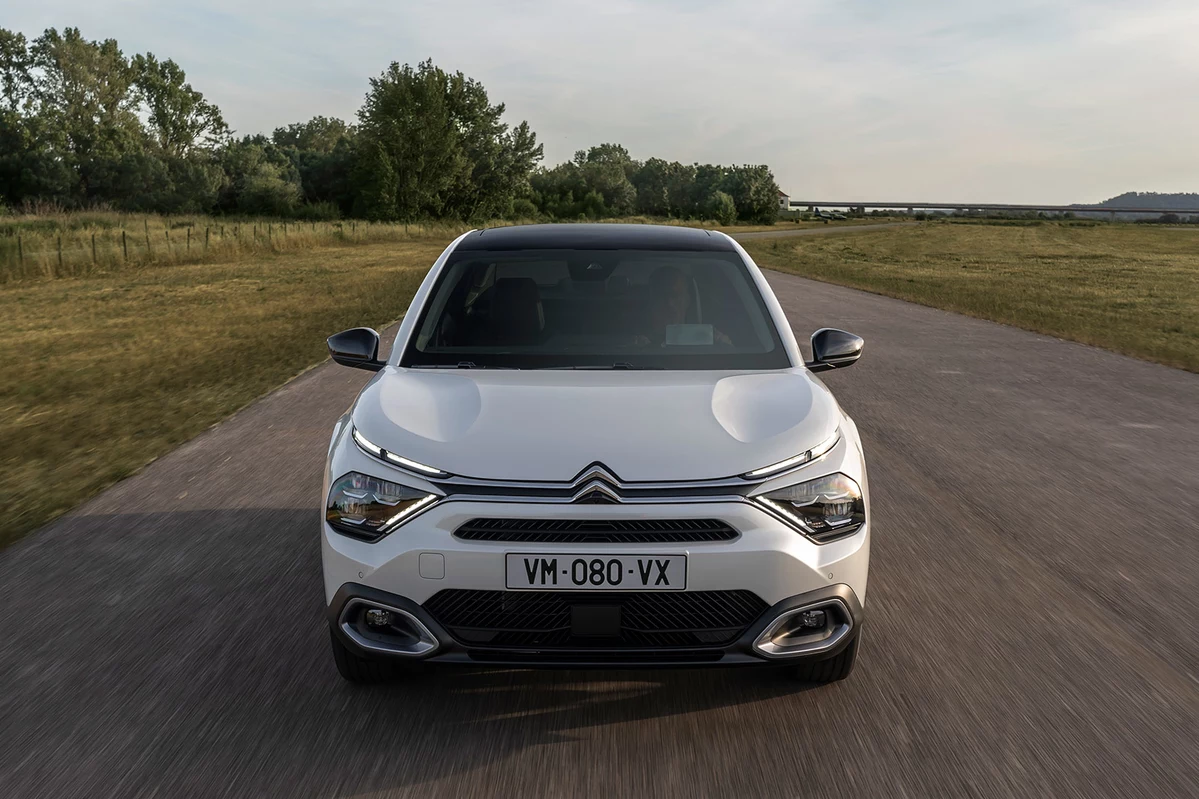 Citroen C4 X 1.2 PureTech 130 KM