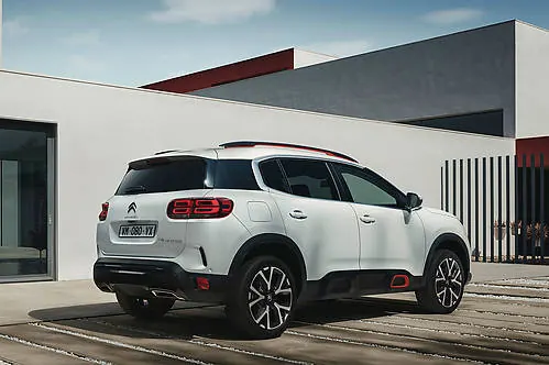 Citroen C5 Aircross 1.6 PureTech 180 KM 2019