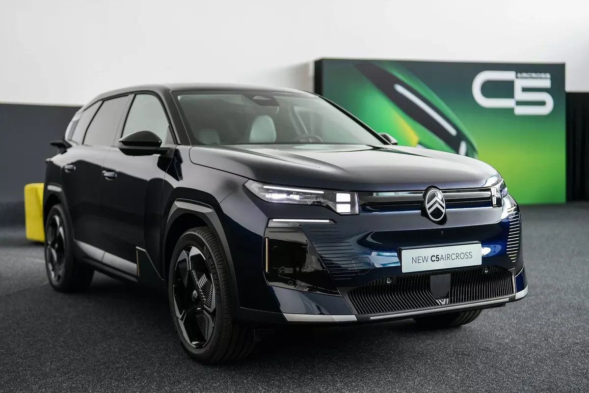 Citroen C5 Aircross II 1.6 PHEV 195 KM